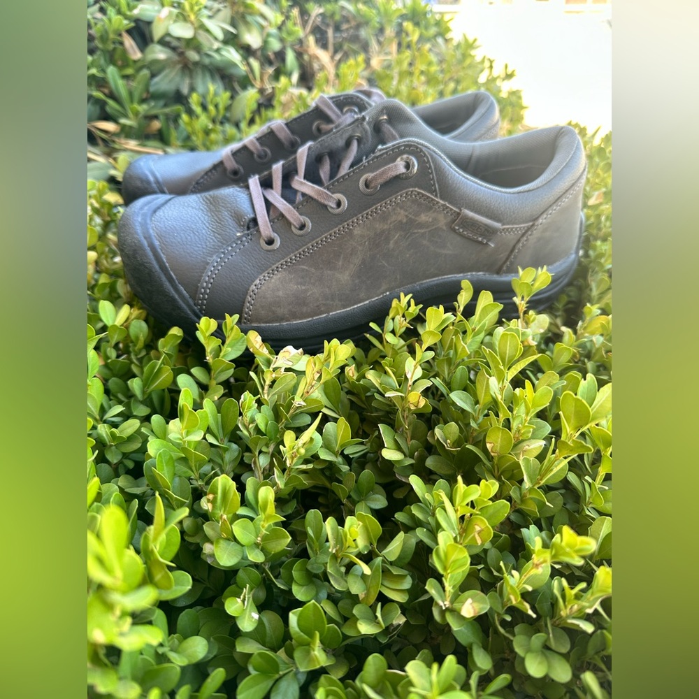KEEN Men's Briggs Leather Oxford BRN/GRY size 10 preowned great condition - Picture 4 of 5